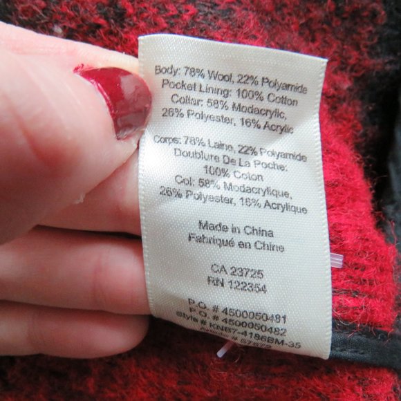 Aritzia Red and Black Plaid Jacket - Picture 15 of 15